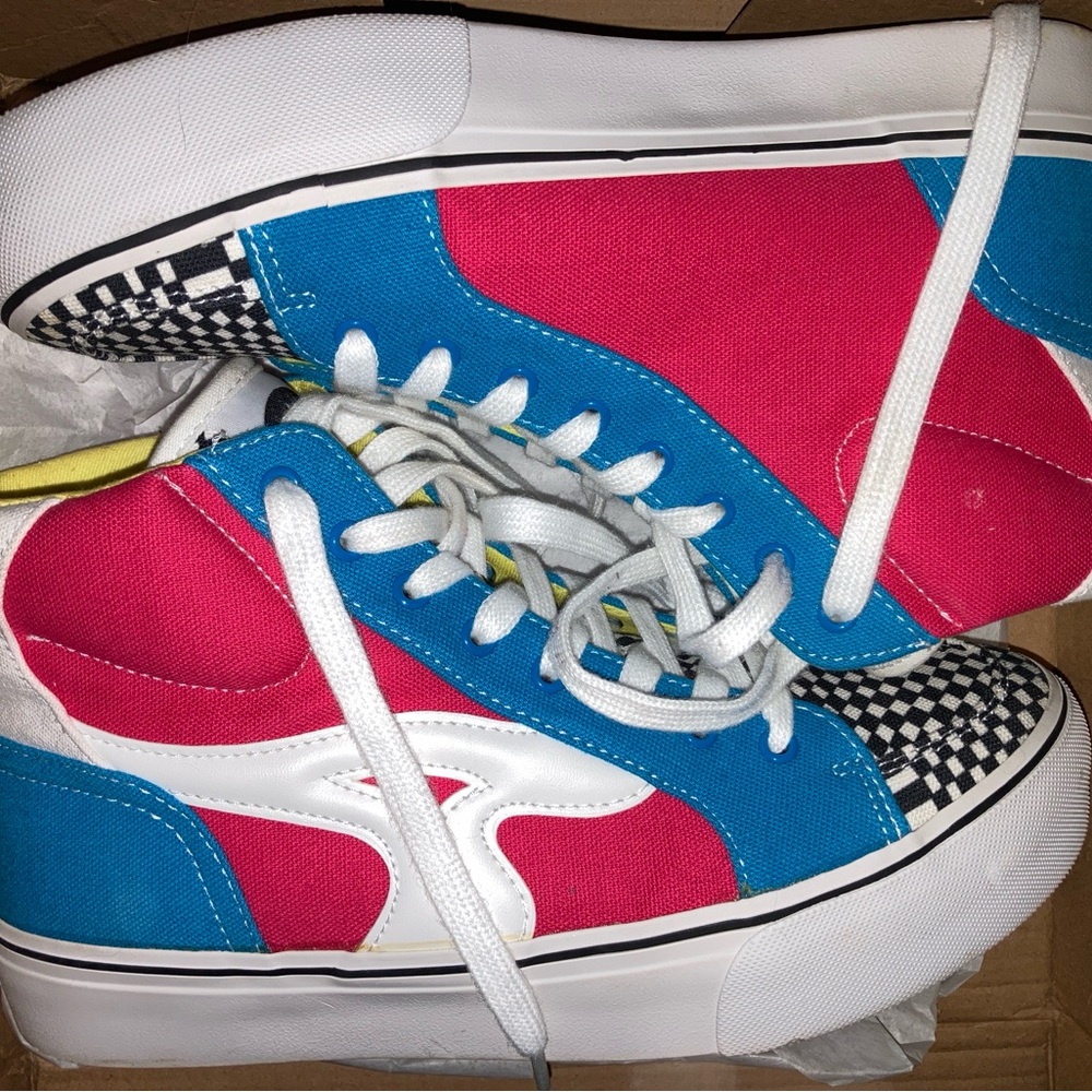 Colorful women’s Sneakers